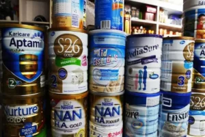 پرداخت ۸۴۰ میلیارد تومان بابت یارانه شیرخشک به داروخانه‌ها