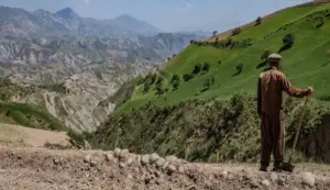 چشم‌انداز اقتصاد افغانستان از دریچه بانک جهانی/ از هر 2 افغان یک نفر فقیر است!