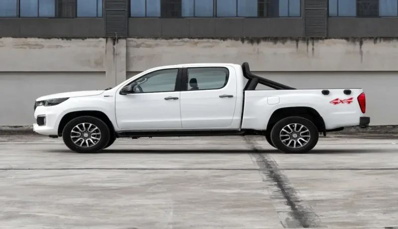 وانت پیکاپ بنزینی اتومات