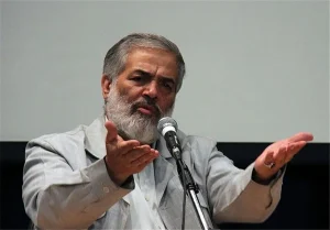 قدیری ابیانه، فعال اصولگرا: مغز‌هایی که گفته می‌شود از کشور مهاجرت کردند، دارند توالت و ظرف می‌شویند