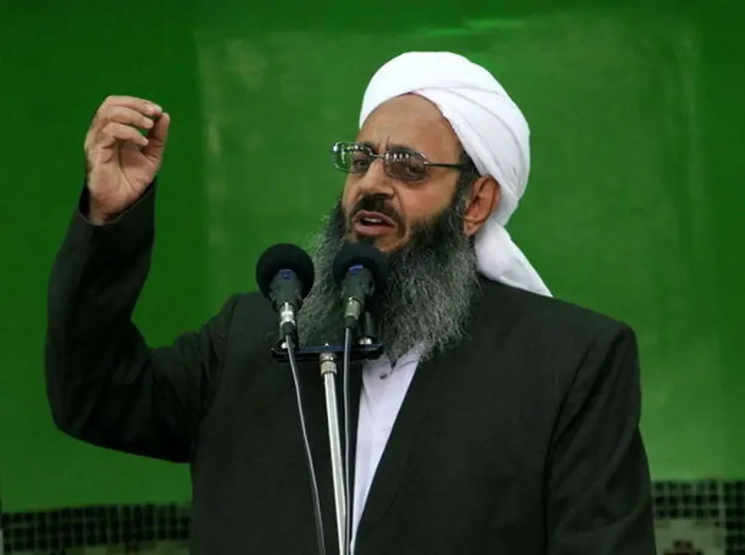 موافقت با آزادی مشروط مولوی نقشبندی با پیگیری مستمر دستگاه قضایی سیستان و بلوچستان