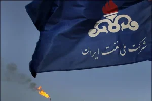 طرح‌های توسعه صنعت نفت به ۱۳۵ میلیارد دلار سرمایه نیاز دارد!
