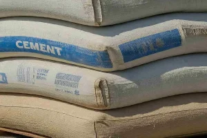 قیمت سیمان امروز ۲۹ اردیبهشت ۱۴۰۴/ یک محصول ۱۰ هزار تومان گران شد + جدول