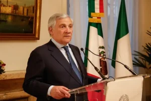 وزیرخارجه ایتالیا نتایج مذاکرات ایران و آمریکا را سازنده خواند