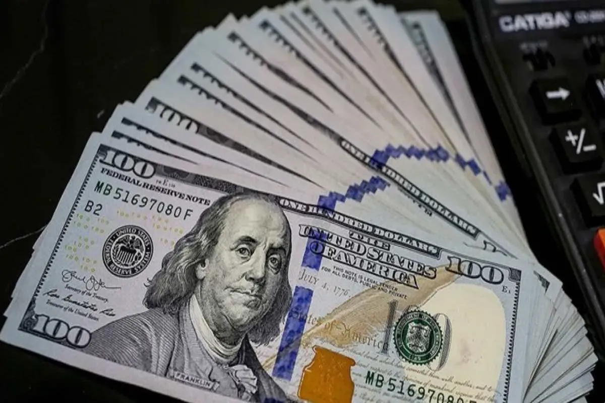 پیش بینی قیمت دلار ۲۳ اردیبهشت ۱۴۰۴ / قیمت دلار با خواست سیاست‌گذار فریز شد؟