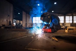 وزارت نیرو صنایع را شب‌کار می‌کند/ نابودی کار و تولید با بروز فاجعه کمبود برق