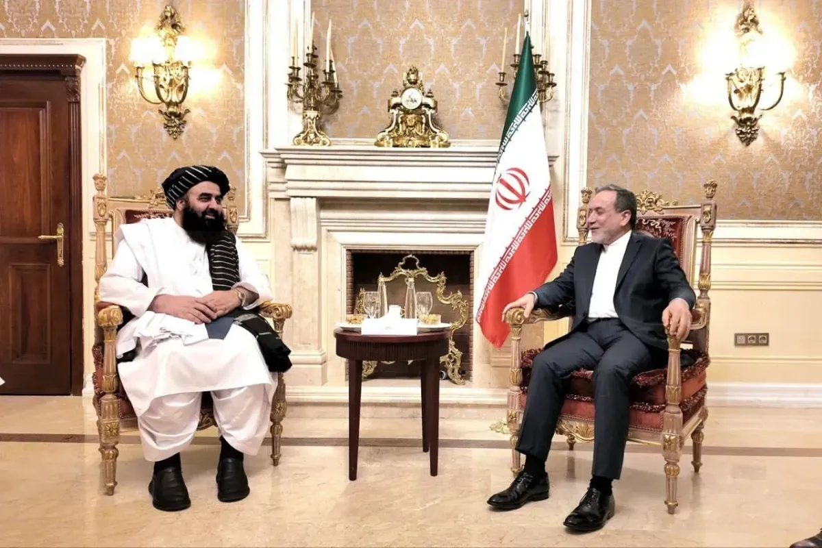 دیدار سرپرست وزارت خارجه افغانستان با عراقچی 