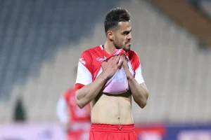 کابوس اورونوف برای پرسپولیسی‌ها؛ ستاره‌ای که فصل را در بیمارستان سپری کرد!