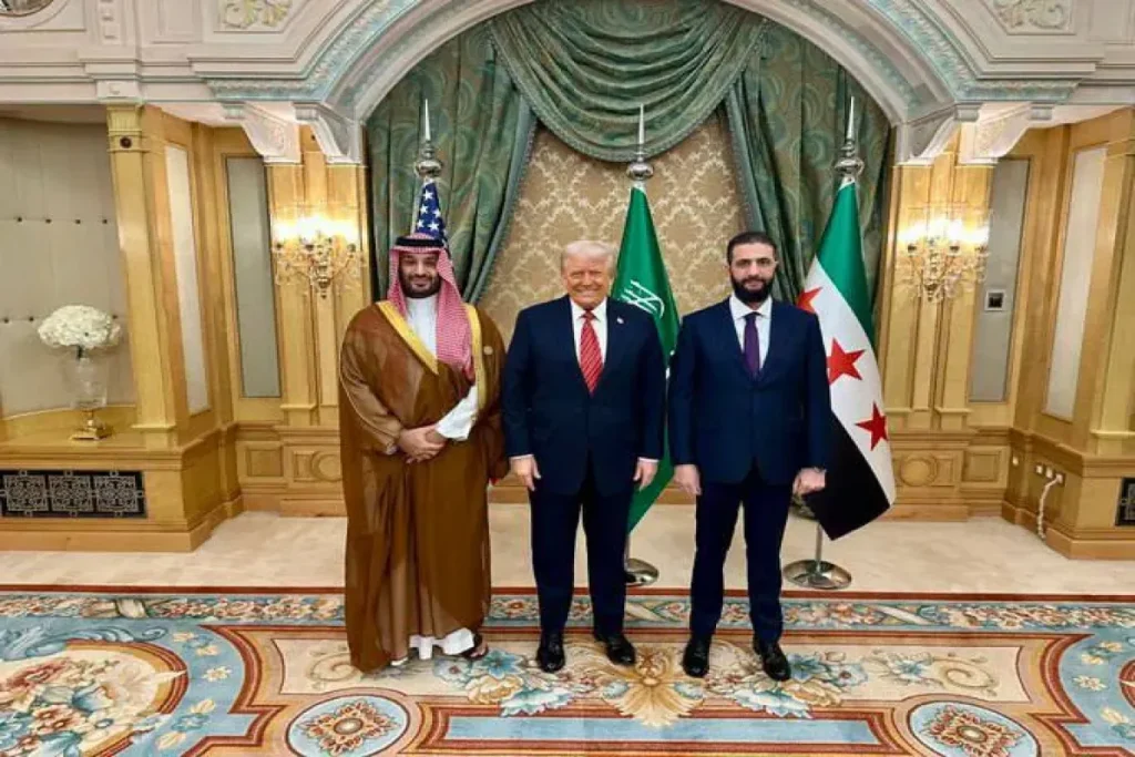 ترامپ ak7922 ak4436 1200x800
