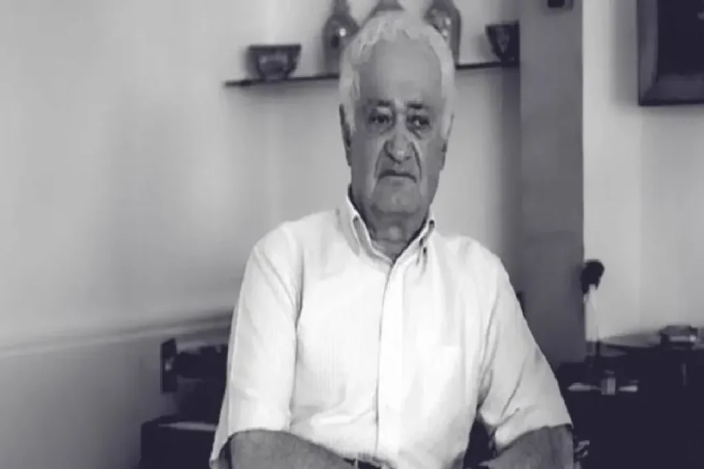 حسن کامشاد