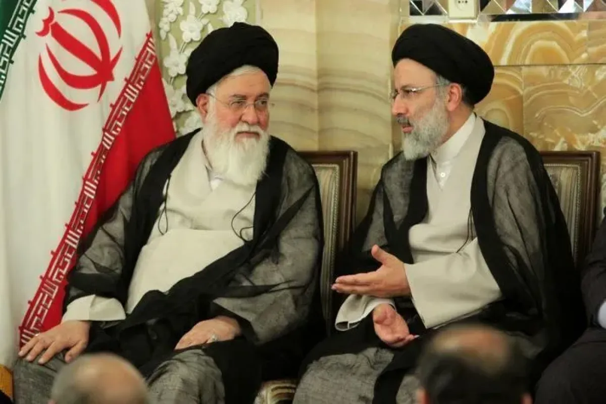 علم‌الهدی درباره «شایعاتی که می‌گویند همسر شهید رئیسی تصمیم‌گیرنده اصلی در عزل و نصب‌ها بود»: این بزرگ‌ترین جفا در حق شهید رئیسی بود / او در مسائل کاری‌شان به‌اندازه یک فرد عادی هم به نظر همسرش درباره عزل و نصب‌ها اهمیت نمی‌داد، بلکه حتی کمتر از آن