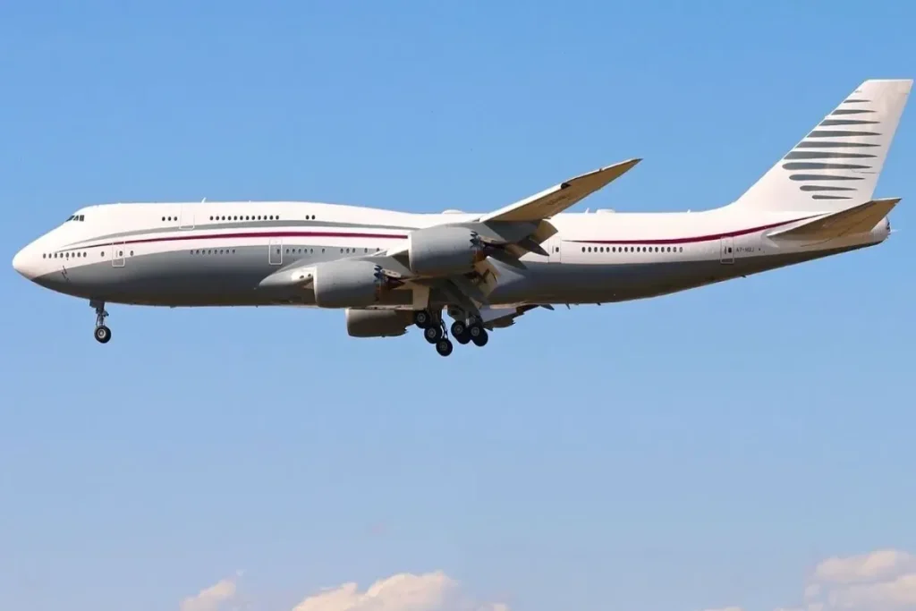 کاخ پرنده ak3512 ak7584 1200x800