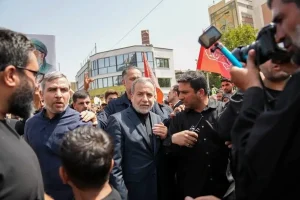 عراقچی: تسلیم برای ما بی معناست