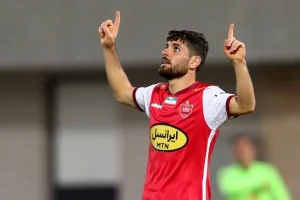 بازگشت طلایی محمدعمری به پرسپولیس قطعی شد