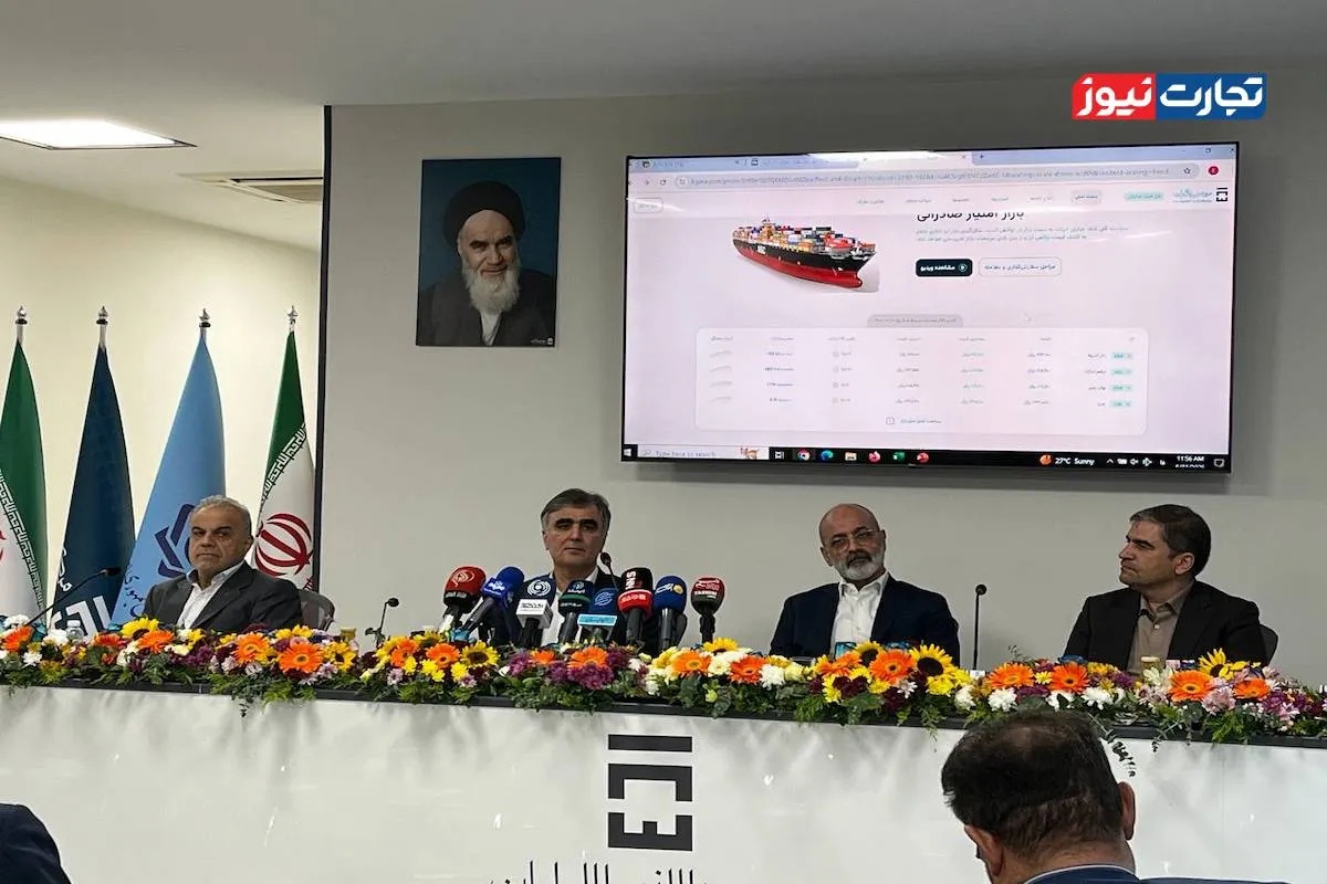 رئیس کل بانک مرکزی: ابزار پیش فروش ارز موجب ثبات در بازار و بازگشت ارز صادرکنندگان می‌شود