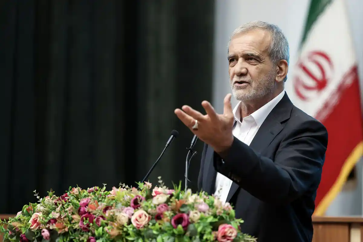 پزشکیان: با دنیا قصد جنگ نداریم؛ ‌می‌خواهیم با دنیا حرف بزنیم