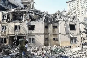 موسوی‌زاده: بازسازی منازل آسیب‌دیدگان جنگ شامل فرهنگیان هم می‌شود