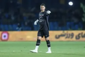 حسین حسینی در آستانه جدایی از استقلال و پیوستن به فولاد