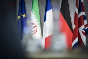 آیا مذاکرات تهران و تروئیکای اروپایی منجر به توقف اعمال مکانیسم ماشه می‌شود؟ / تخت روانچی در صدر هیات ایرانی به استانبول می‌رود