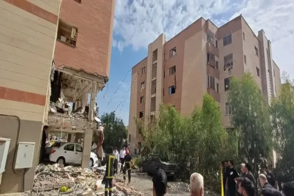 پردیسان قم ak3296 ak9595 1200x800