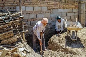 آیا خروج اتباع افغان، کشور را با بحران نیروی کار ساختمانی مواجه خواهد کرد؟