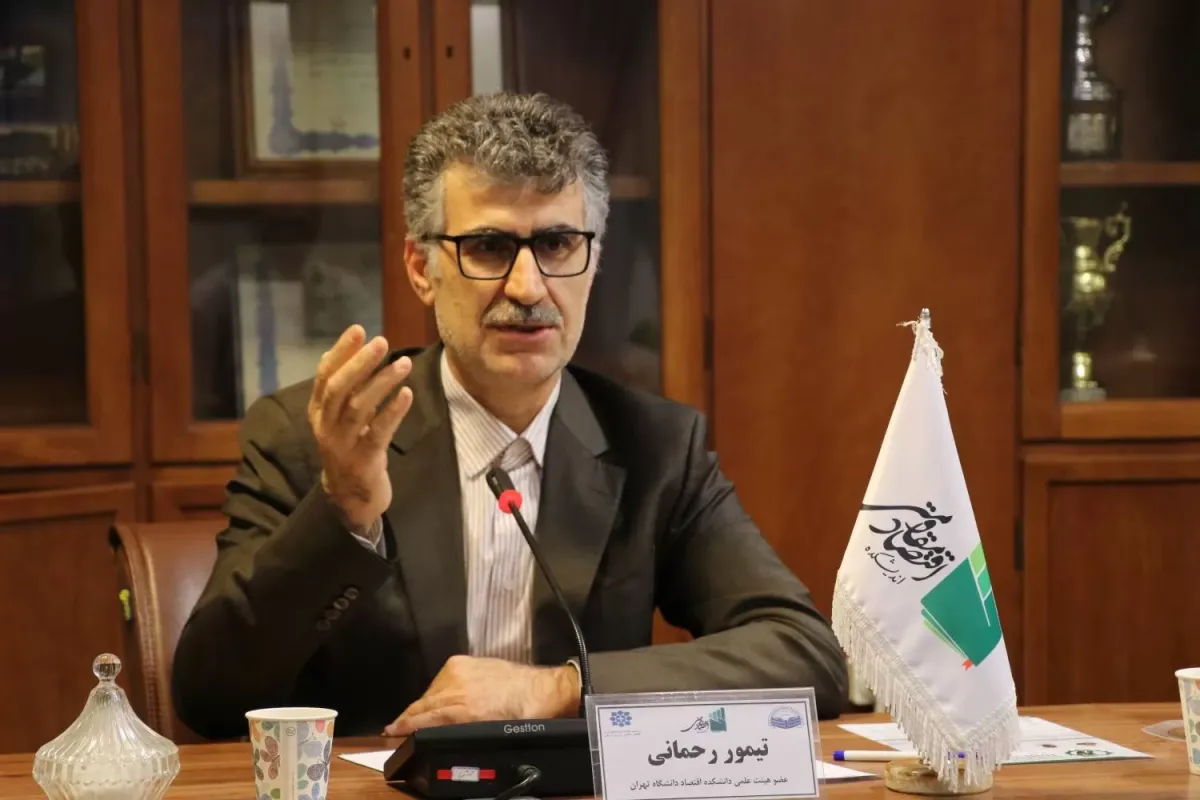 کارشناس اقتصادی: تامین مالی تنها با سیاست پولی حل نمی‌شود