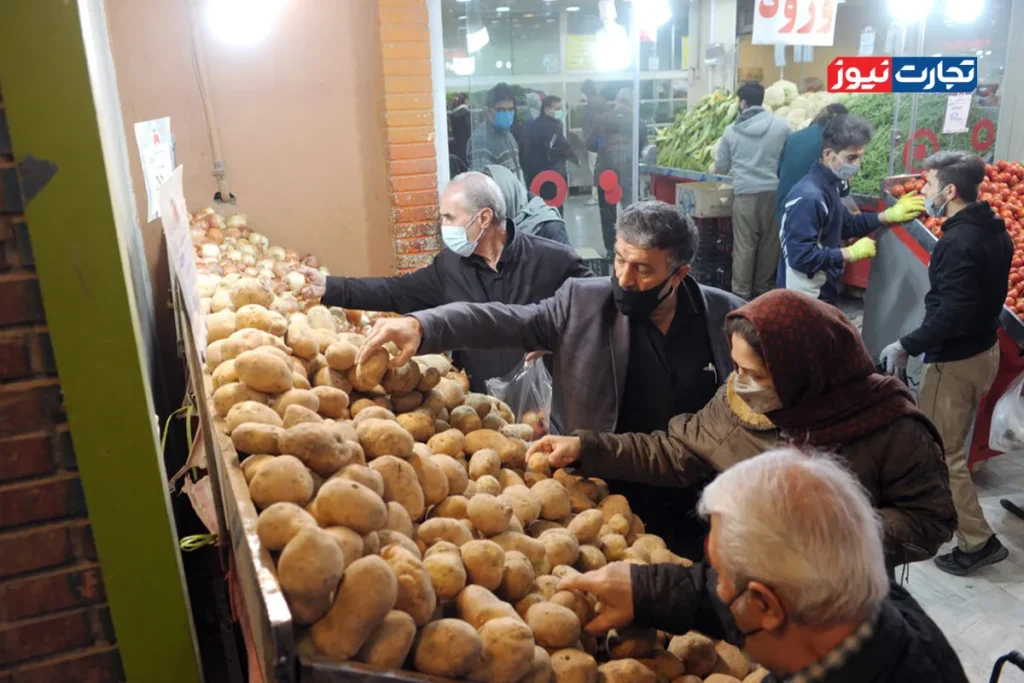 سیب زمینی تو میادین میوه تره بار 1 ak5441