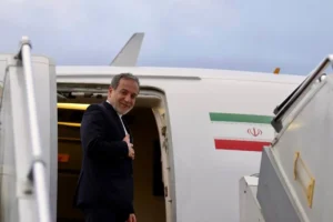 عراقچی عازم جده شد