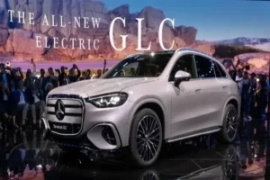 مرسدس‌بنز از مدل الکتریکی GLC رونمایی کرد