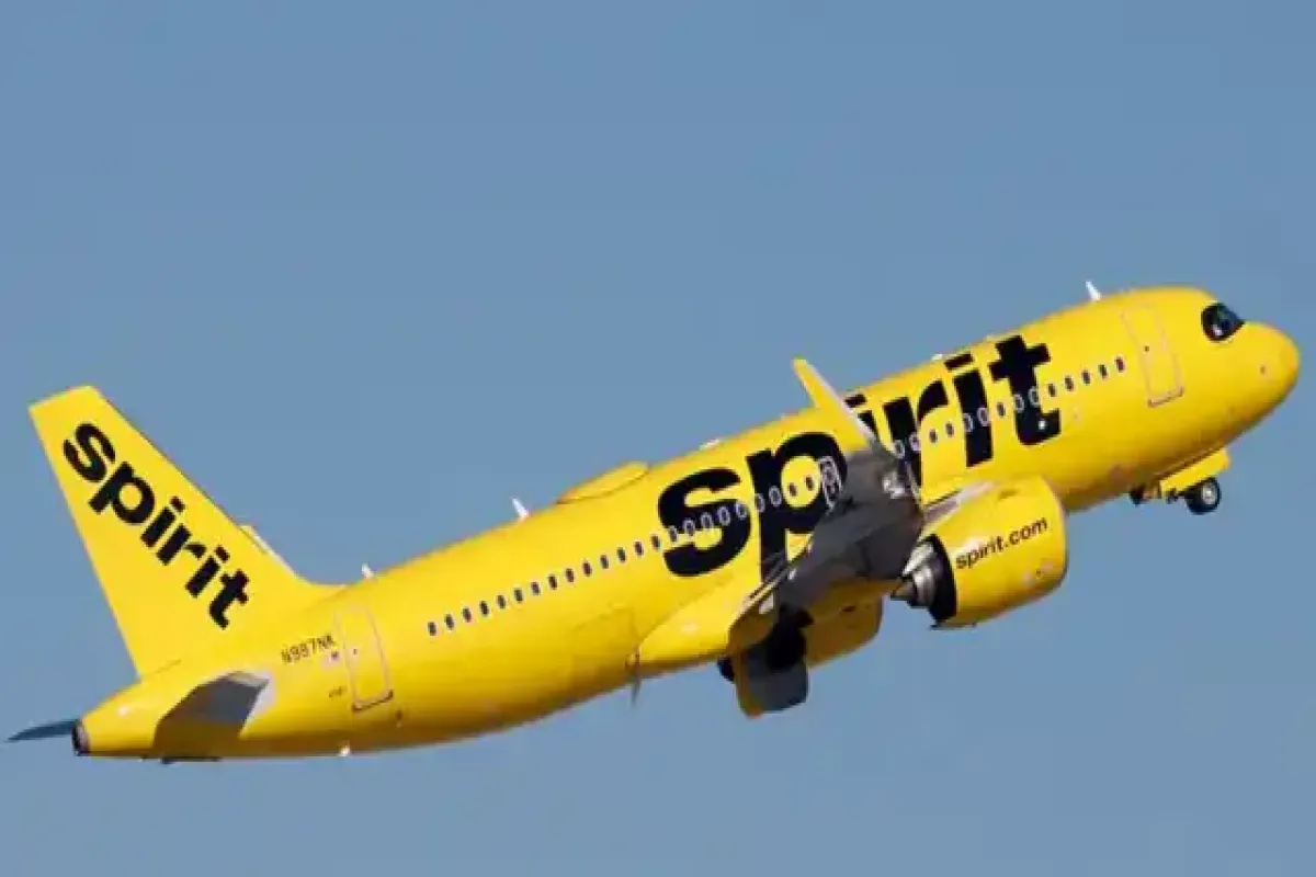 هراس از تصادف با هواپیمای ترامپ؛ برج مراقبت فرودگاه بوستون هشدار داد