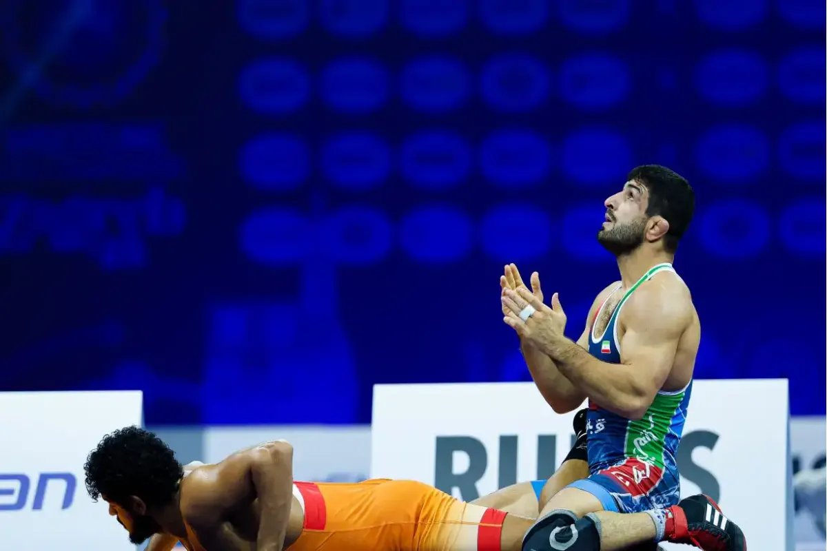 پژمان درستکار: کامران قاسم پور مشکوک به تب مالت است!