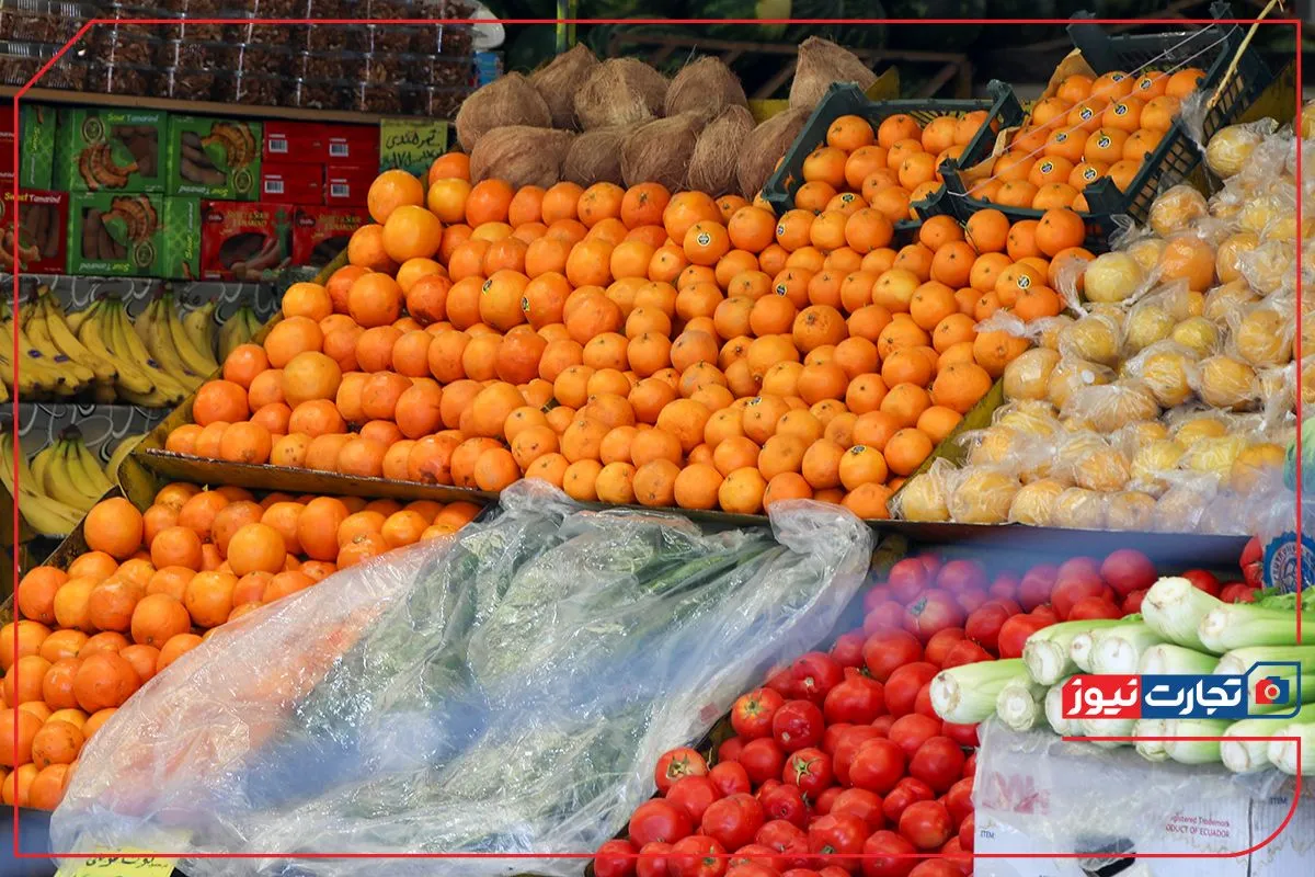 گرانی نوبرانه‌ها در میادین میوه و تره‌بار / افزایش قیمت میوه‌ و تره‌بار نتیجه تغییر فصل و افزایش هزینه‌های تولید است