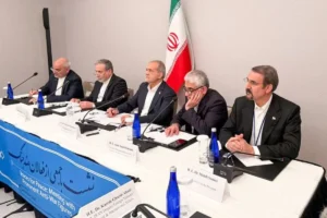 پزشکیان: بازگشت تحریم‌ها ناخوشایند است، اما پایان راه نیست و در برابر آنها تسلیم نمی‌شویم