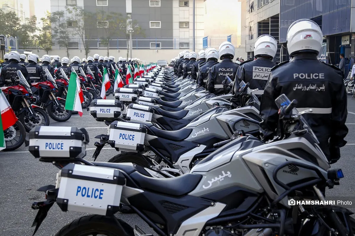 استفاده از موتورسواران پلیس راهور برای کاهش ترافیک‌ طولانی