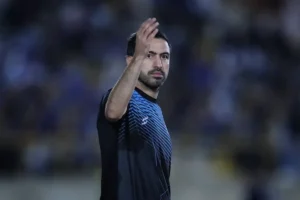 صحبت های مربی تیم فوتبال استقلال بعد از توقف تیمش