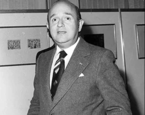 درگذشت هوشنگ نهاوندی عضو کابینه حسنعلی منصور و هویدا