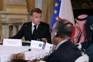 آغاز به کار کنفرانس پاریس درباره غزه