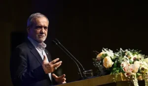 پزشکیان: نخبه کسی است که می‌تواند راه‌حلی برای مسائل جامعه بیابد