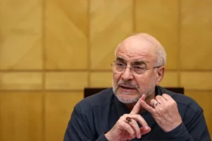 راهکار تکمیل مترو حومه تهران از نگاه قالیباف