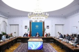 پزشکیان به دانشگاه‌های پیام نور و فرهنگیان فرصت یک هفته ای داد