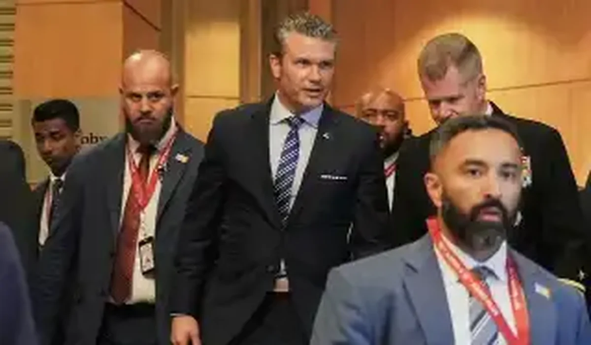 هگست به همتای چینی: آمریکا «قویا» از منافع خود دفاع خواهد کرد