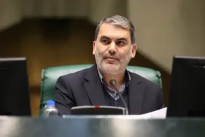 زنگنه: بودجه ۱۴۰۵ بر اساس قانون یکم دیماه به مجلس تقدیم می‌شود