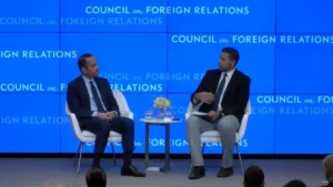 تلاش نخست وزیر قطر برای بازگشت مذاکرات ایران و آمریکا به مسیر خود