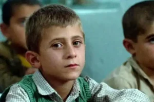 احمد احمدپور، بازیگر خردسال «خانه دوست کجاست» درگذشت