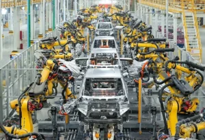 تاخیر در تحویل خودروهای ثبت نامی/ خریداران خودرو به کجا شکایت کنند؟