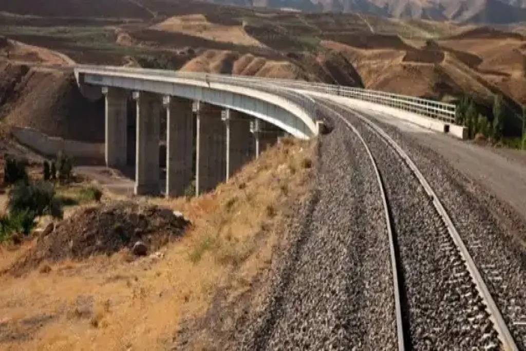 راهآهنچشمهثریا ak3371 1200x800