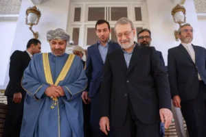 وزیر کشور عمان با لاریجانی دیدار کرد