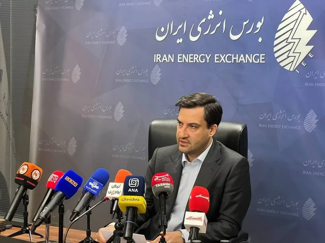 جزئیات مصوبه شورای اقتصاد درباره فروش محصولات پالایشگاه‌ها در بورس انرژی