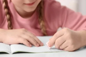 محصول جدید ایرانی مانع انتقال باکتری در مدارس شد