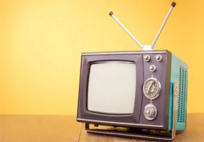 همه برنامه‌های تلویزیون ویژه 13 آبان